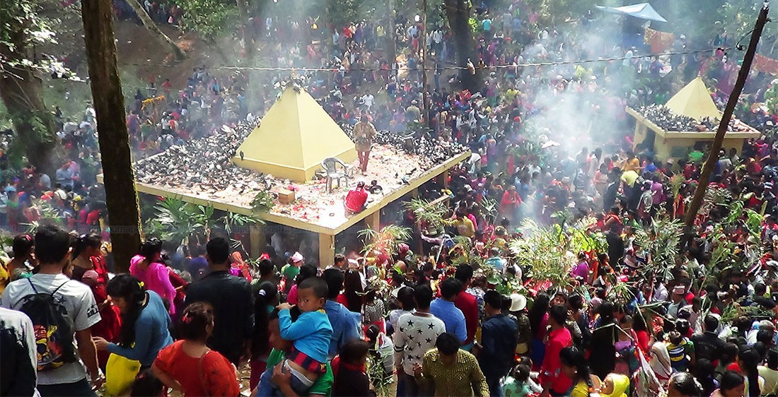 सुुरू भयो सत्यवतीमा अनौठो मेला, ‘सत्यवती बज्यै’सँग चिच्याएर मागिदै वर