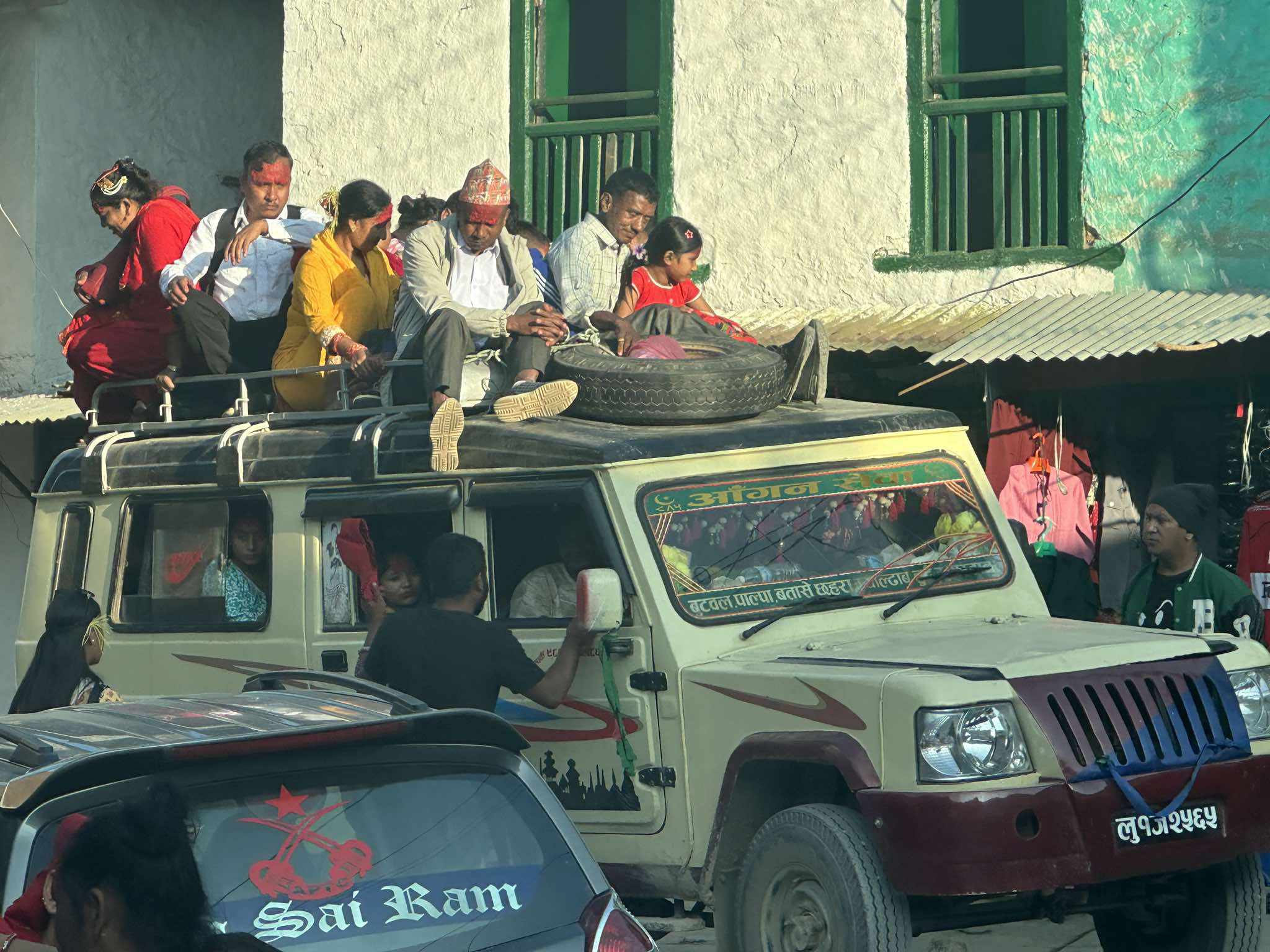 क्षमता भन्दा धेरै सवारी