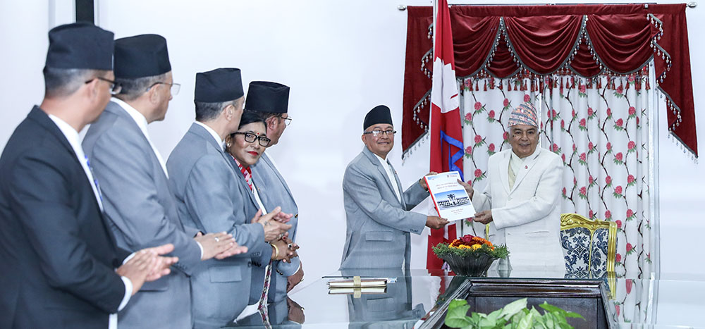 राष्ट्रपति पौडेलसमक्ष राष्ट्रियसभाको निर्वाचनको प्रतिवेदन पेस